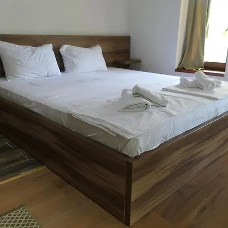 Honeymoon Homes With A River Una View Apartment