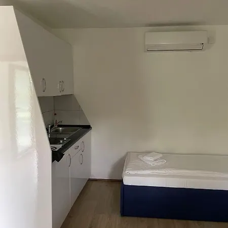 Apartment Honeymoon Homes With A River Una View *