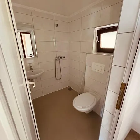 Apartment Honeymoon Homes With A River Una View *